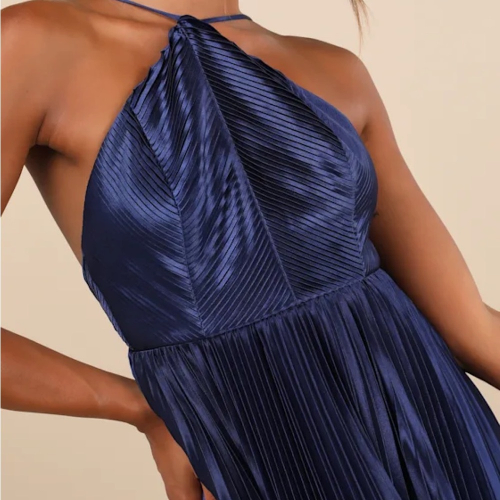 NWT Lulus Elaborate Charm Navy Blue Satin Pleated Backless Maxi Dress - Size XS - Picture 3 of 3